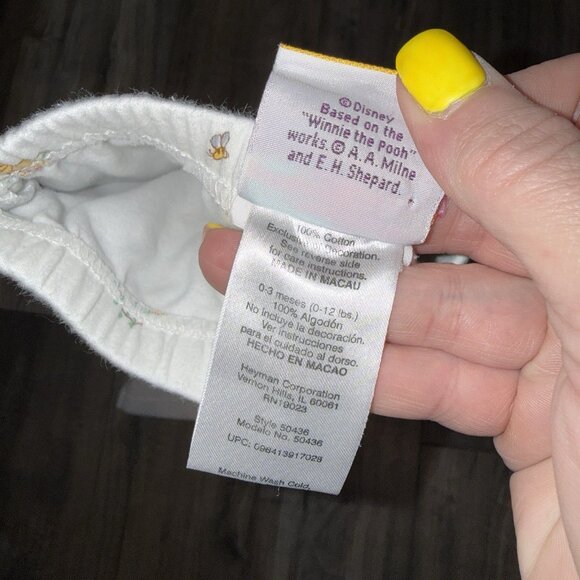 Vintage Winnie The Pooh baby Outfit 2 Piece 0-3 month Disney - Picture 7 of 9